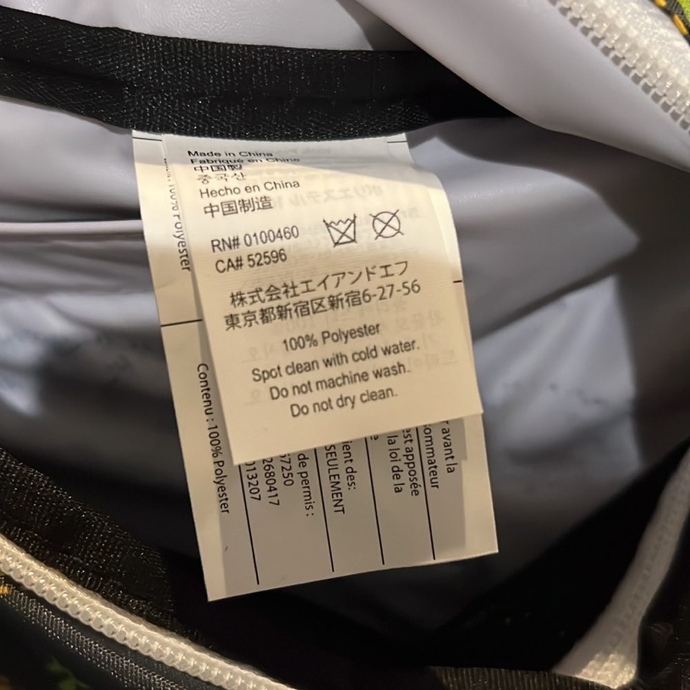 COPY - Kavu Ropesicle Bag - NEW - Picture 12 of 14